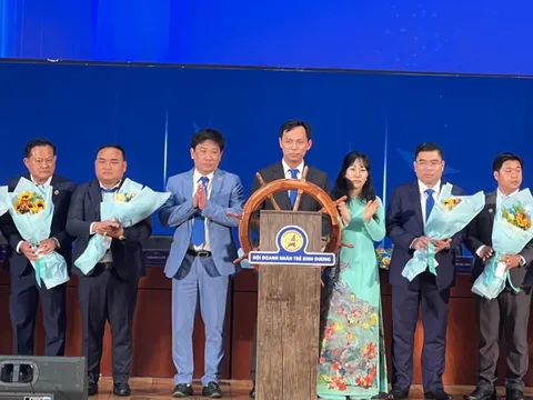 Con trai ông Huỳnh Uy Dũng được bầu làm Chủ tịch Hội Doanh nhân trẻ Bình Dương