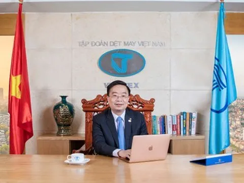 Dệt may 2022 bất thường chưa từng có, Chủ tịch Vinatex tiết lộ hướng đi để “là người quay lại thị trường đầu tiên”