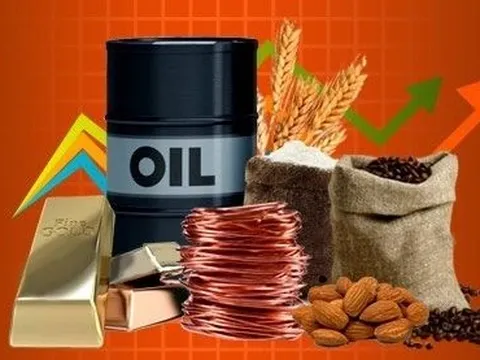 Thị trường ngày 24/12: Giá dầu lại tăng mạnh, vàng, đồng, ngũ cốc đồng loạt tăng