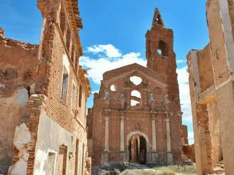 Những thành phố hoang thú vị và ký bí trên thế giới vẫn còn tồn tại, có nơi từng là vùng giàu có nhất châu lục