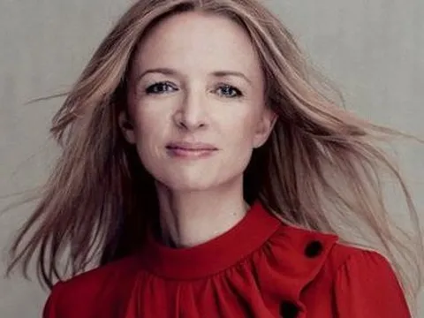 Ái nữ của "gã khổng lồ" Louis Vuitton: Cha là tỷ phú nhưng vẫn đi lên từ vị trí nhỏ