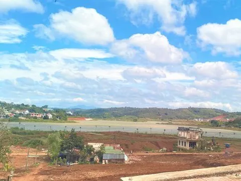 Chậm giải ngân vốn đầu tư công do… mưa