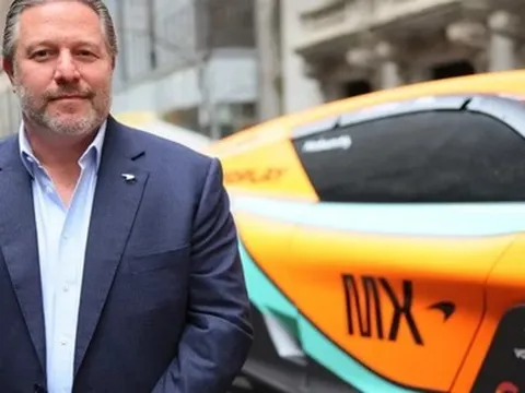 Khám phá bộ sưu tập xe “đáng mơ ước” của CEO McLaren - Zak Brown