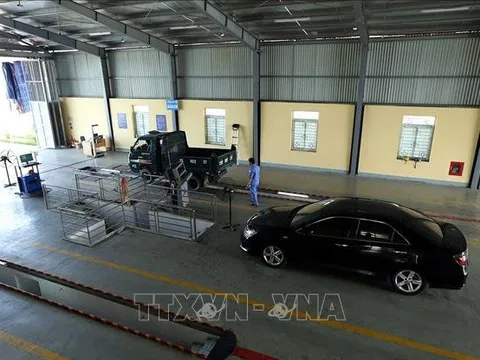 Yêu cầu siết chặt quản lý các trung tâm đăng kiểm đường bộ