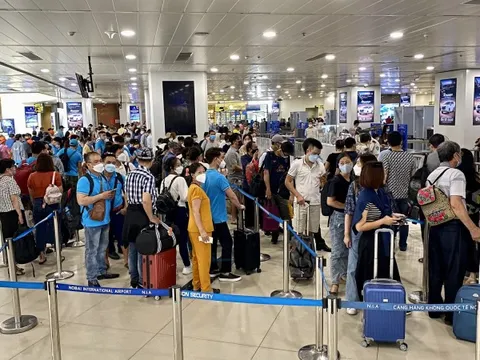 Nhiều đường bay sắp cạn vé Tết