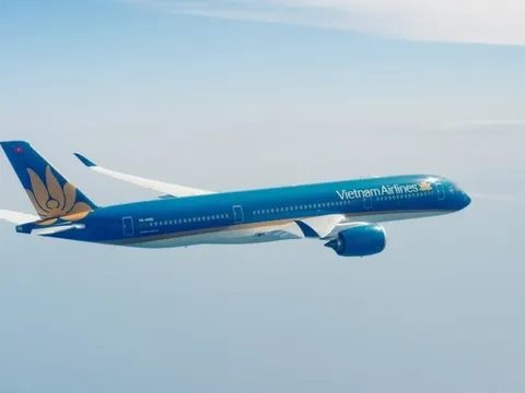 Tặng vé máy bay miễn phí cho người lao động về quê đón Tết