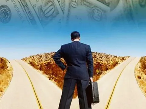 2 đặc điểm của người có khả năng ‘lật thân’ bất ngờ, hiện tại có thể nghèo khổ, không xu dính túi nhưng không sớm thì muộn, chắc chắn hiển vinh, ‘một bước lên tiên’