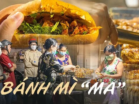 Xe bánh mì tồn tại 30 năm ở Cần Thơ với cái tên độc lạ, được bán bởi 5 "chị em" là hàng xóm thân thiết