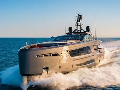 Siêu du thuyền được săn đón nhất thế giới: Trông bề ngoài như một chiến hạm, sang trọng từ trong ra ngoài