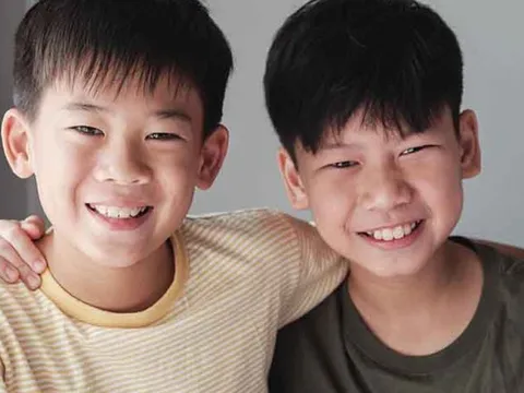 Nghiên cứu từ giáo sư ĐH Harvard, Stanford: Kết giao với kiểu bạn 'không tưởng' này từ nhỏ, lớn lên càng dễ giàu có và thành công