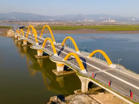 Huyện miền núi lột xác ngoạn mục sau 3 năm sáp nhập vào Hạ Long