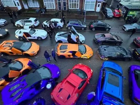 Bạn thân chú rể thuê dàn xe trăm tỉ đi dự đám cưới: Rolls-Royce có 10 chiếc, còn lại là siêu xe