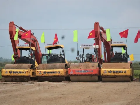 Bộ Giao thông vận tải thúc tiến độ thi công cao tốc Bắc - Nam giai đoạn 2