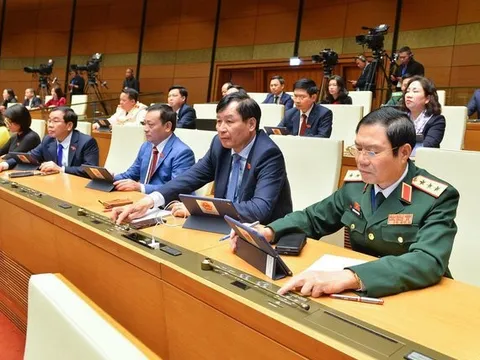 Quốc hội thông qua Luật Khám bệnh, chữa bệnh sửa đổi với tỉ lệ 77,82%