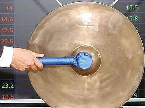 Tân binh vừa chào sàn 2 hôm đã mất gần nửa giá: Đang bán Sâm Ngọc Linh, Nấm Linh Chi..., chớp thời cơ chuyển sang bán phân bón thu hàng trăm tỷ