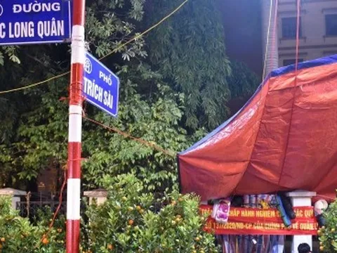 Người buôn đào, quất vất vưởng qua đêm mưu sinh những ngày cận Tết