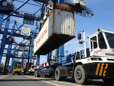 Dự báo lạm phát và tăng trưởng năm 2023: Con số nào là khả thi?