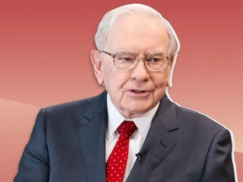 Làm từ sáng đến tối nhưng vẫn rỗng túi, tỷ phú Warren Buffett chỉ ra bẫy nghèo nhiều người vướng phải: Chỉ ai nhận ra sớm mới nhanh thành công
