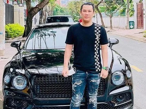 Kinh tế khó khăn, Rolls-Royce và Bentley vẫn bán hơn 21.000 xe cho giới đại gia