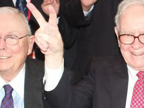 Hiểu 3 nguyên tắc sống của Buffett, sự nghiệp năm mới chắc chắn khởi sắc: Đơn giản nhưng không phải ai cũng có thể làm theo