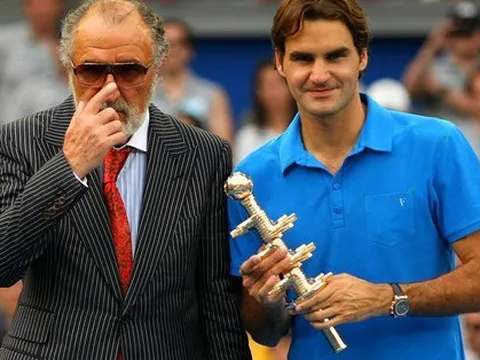 Không nổi tiếng như Federer hay Nadal nhưng huyền thoại quần vợt này có khối tài sản cao gấp 3 lần Ronaldo, sở hữu hơn 400 chiếc ô tô