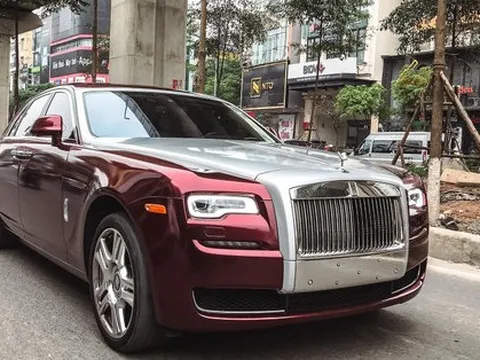 Hãng xe sang Rolls-Royce nổi tiếng ghi nhận doanh số bán hàng kỉ lục trong năm 2022, giá trung bình tăng hơn 500.000 USD/xe nhờ chi tiết này