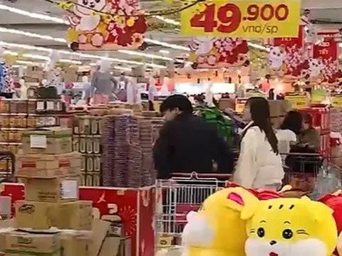 Người tiêu dùng chi tiêu tiết kiệm Tết Nguyên đán 2023