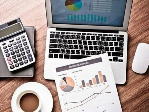 Cập nhật BCTC quý 4 sáng 18/01: "Ông trùm" dầu ăn lỗ 135 tỷ, DN của Vua hàng hiệu phục hồi về mức trước đại dịch, LN của "ngôi sao hóa chất" đi ngang