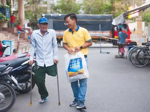 Khách hàng PNJ góp 2,6 tỷ đồng chăm lo tết cho người dân khó khăn