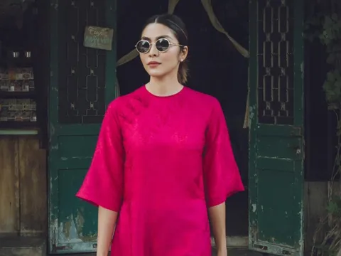 Tăng Thanh Hà mỗi năm diện một bộ áo dài Tết, dù đơn giản vẫn tôn lên nhan sắc đỉnh cao chuẩn khí chất hào môn, lần nào cũng khiến dân tình xôn xao