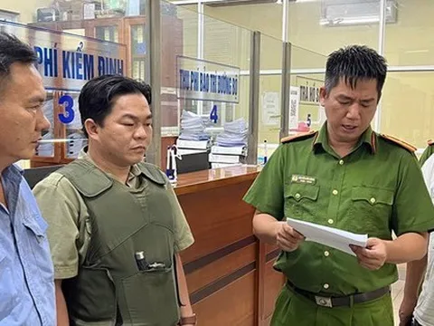 Bắt tạm giam 23 đối tượng tại 2 trung tâm đăng kiểm ở Đồng Nai