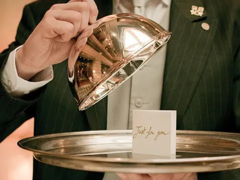 Sau hơn một thập kỷ sống cùng giới thượng lưu, nhân viên trẻ 'sáng mắt ra' bởi cách nhóm 1% tạo ra sự giàu có của mình