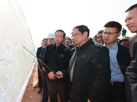 Thủ tướng: Hoàn thành dứt điểm, bảo đảm tiến độ, chất lượng tuyến cao tốc Tuyên Quang-Phú Thọ