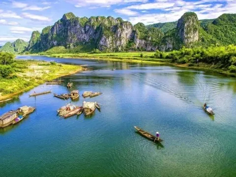 Năm 2023, Quảng Bình đặt mục tiêu doanh thu từ khách du lịch đạt trên 3.000 tỷ đồng