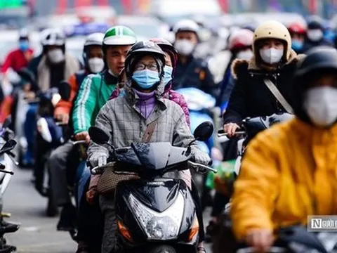 Người dân trở lại Thủ đô, giao thông "dễ thở"