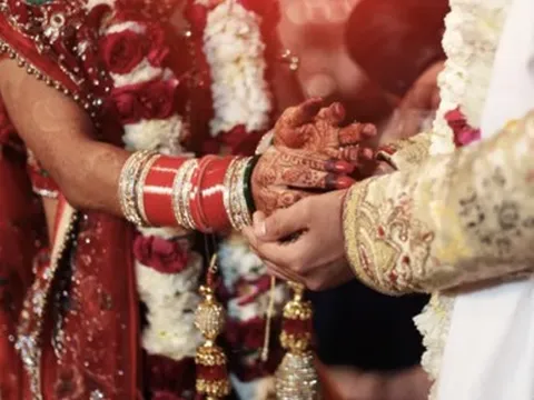 Tiết lộ những đám cưới xa hoa kéo dài cả tuần, 1.000 khách mời ở Ấn Độ