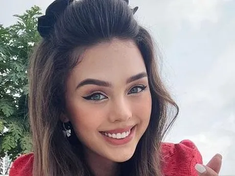 Vợ Bùi Tiến Dũng khoe vóc dáng chuẩn người mẫu sau sinh con 2 tháng