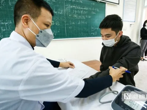 Ngày 30/1: Ca mắc Covid-19 mới tăng mạnh, gấp gần 18 lần số khỏi