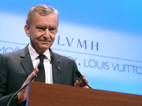 Người giàu nhất thế giới, cha đẻ của Louis Vuitton và Dior: Cần có 1 “phẩm chất thiết yếu” nếu muốn giàu có trong kinh doanh và đầu tư