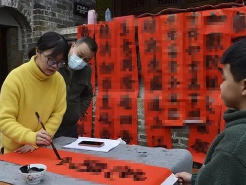 Giới trẻ Trung Quốc kiếm tiền nhờ khởi nghiệp dịp Tết