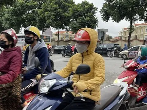 Miền Bắc tăng nhiệt mạnh, miền Trung tiếp tục mưa dông