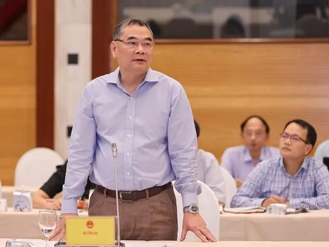 Trung tướng Tô Ân Xô: Xe đến đăng kiểm "mọi bộ phận đều kêu, trừ còi"