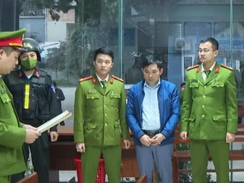 Khởi tố Giám đốc Trung tâm đăng kiểm 19-01V ở Phú Thọ