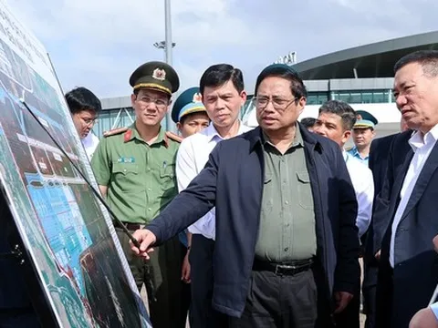 Thủ tướng khảo sát một số công trình, dự án lớn tại Bình Định