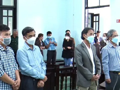 Bộ sậu cựu lãnh đạo, cán bộ huyện lĩnh án vì giao 26.000 m2 đất không đấu giá