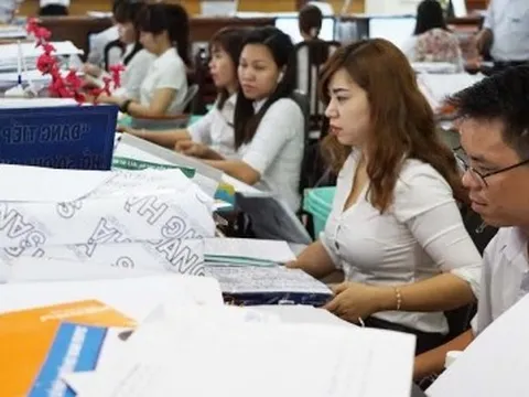 Người bị tinh giản biên chế nên biết các chế độ được hưởng