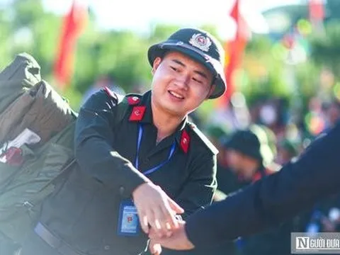 Lâm Đồng: 1.371 thanh niên hăng hái lên đường nhập ngũ