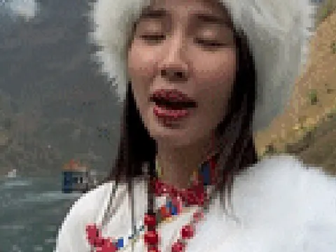 Dòng sông Nho Quế ở Hà Giang có gì hấp dẫn mà khiến Hoa hậu Thùy Tiên ngỡ ngàng ngay khi đặt chân đến?