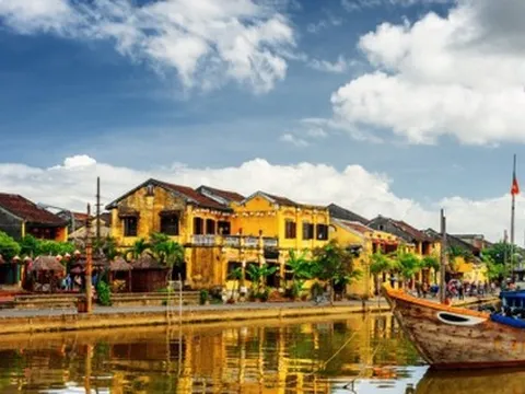 Việt Nam chiếm 2/6 điểm đến du lịch tốt nhất trong ASEAN 2023