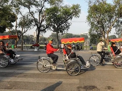Khách đoàn Trung Quốc chưa thể sang Việt Nam